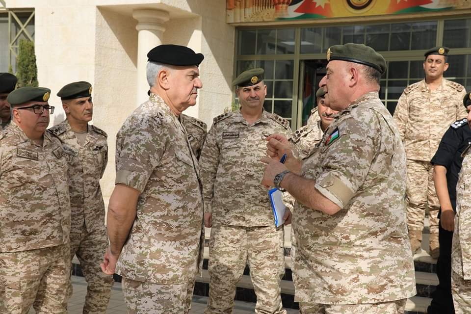 رئيس هيئة الأركان المشتركة يزور مديرية الخدمات الطبية الملكية...صور