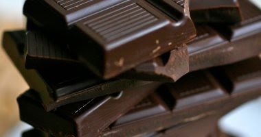 تعرف على أهم فوائد الشوكولاته  الداكنة
