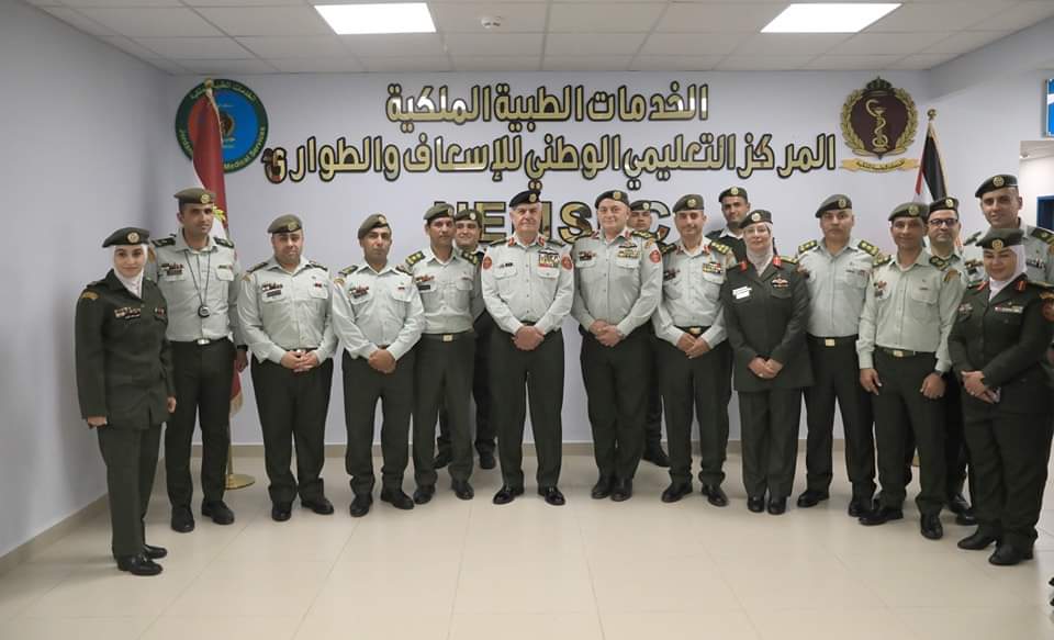 الخدمات الطبية الملكية تطلق خدمة توصيل أدوية الأمراض المزمنة لمراجعي مستشفيات مدينة الحسين الطبية...صور