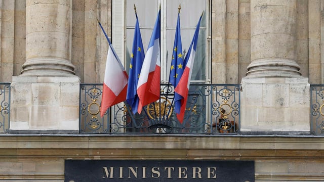 إدانة فرنسا بسبب سوء مخيمات استقبال الحركيين الجزائريين