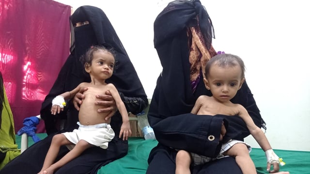 وسط انهيار القطاع الصحي.. وباء الكوليرا يضرب اليمن مجددا