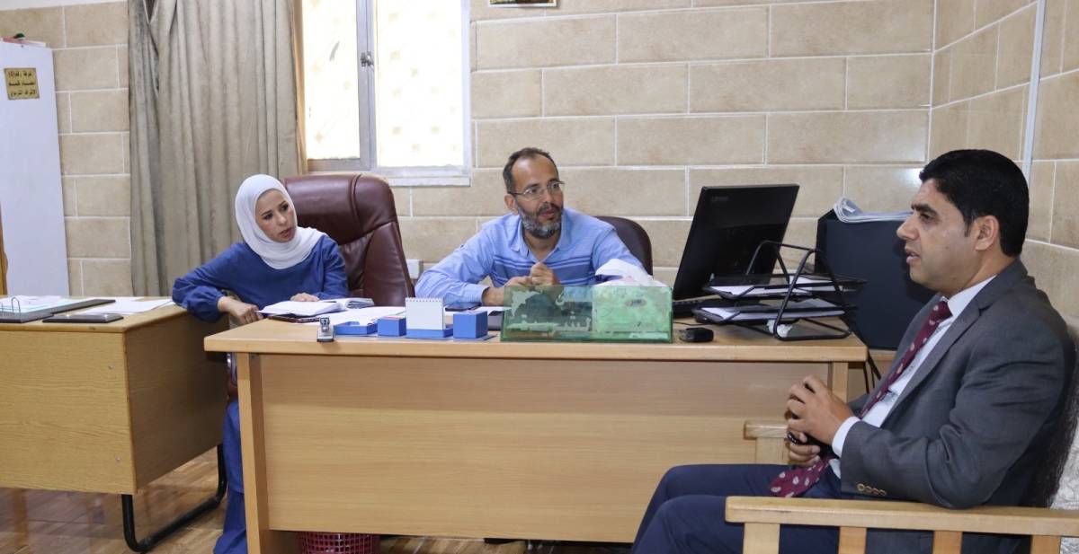 الشرفات يتفقد الاقسام التابعة لمديرية التربية والتعليم