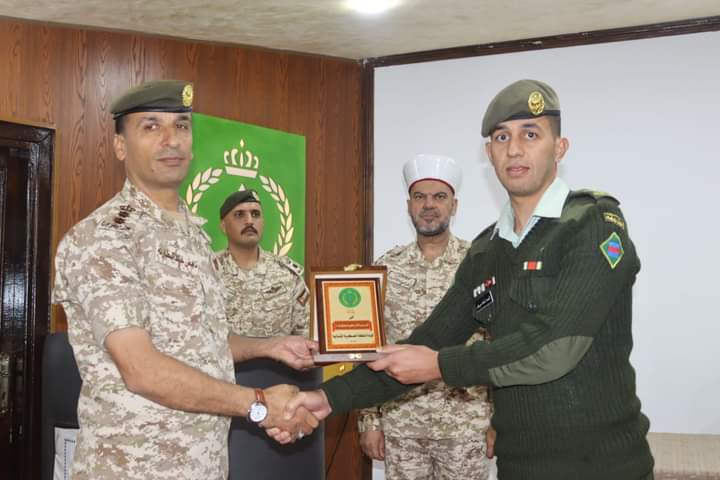 تخريج دورة القران الرمضانية رقم4 في قيادة المنطقة العسكرية الشمالية