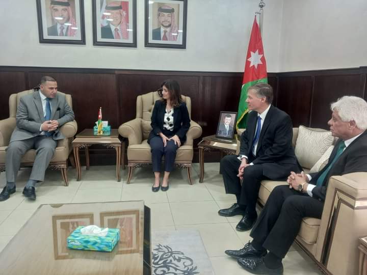 بحث إجراءات مشروع دعم صمود التراث أمام التغير المناخي