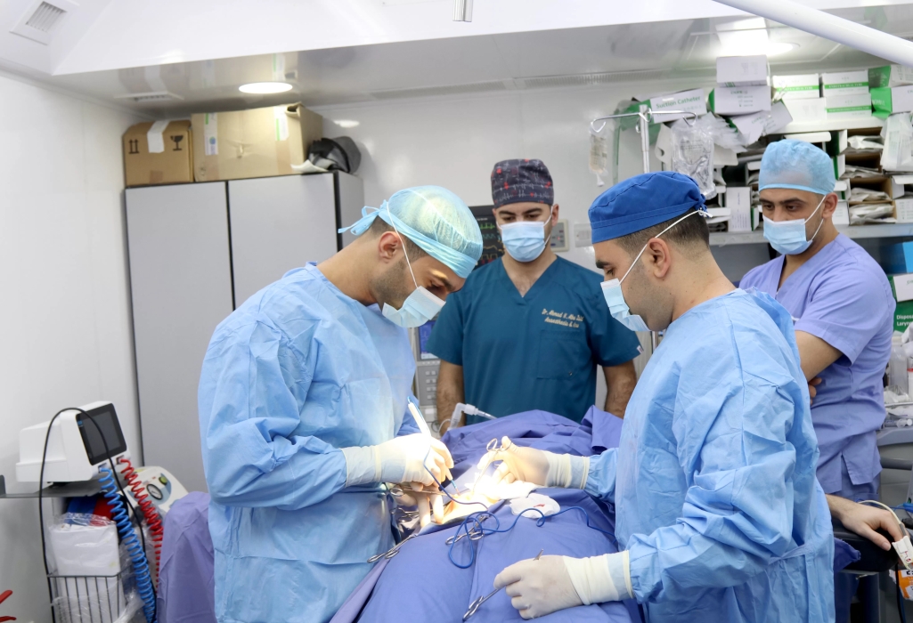 الطواقم الطبية في المستشفى الميداني الأردني نابلس٢ تجري عملية جراحية نوعية