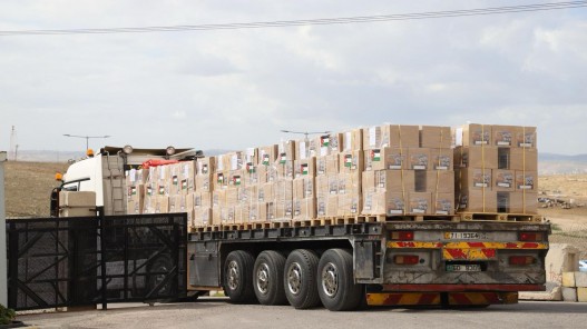 وزير الخارجية: الأردن قادر على إرسال مئات الشاحنات لغزة يومياً فور فتح المعابر الشمالية