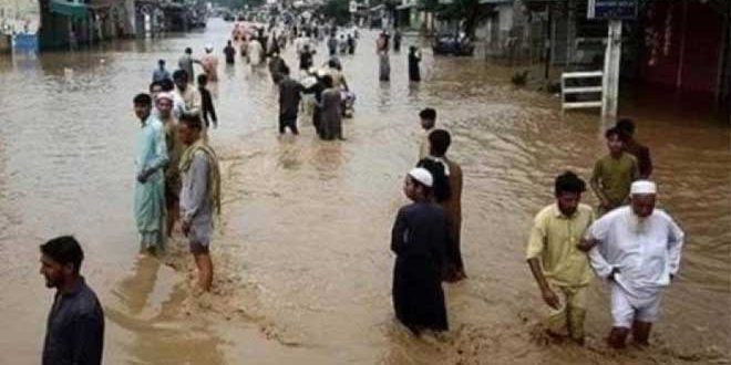 مصرع 14 شخصاً جراء أمطار غزيرة وعواصف في باكستان