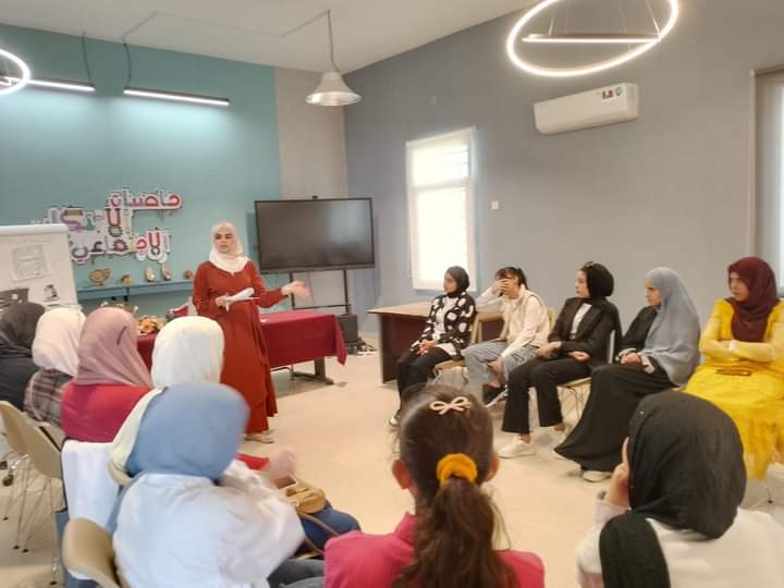 ورشة عمل حول التسويق الإلكتروني بمركز شباب وشابات غرب إربد