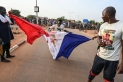 البرلمان الفرنسي يتهم حكومة بلاده بمساعدة أنظمة فاسدة في أفريقيا