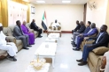 السودان: نائب رئيس مجلس السيادة يلتقي الأمين العام لمجلس الكنائس...صور