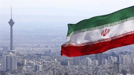 إيران تتوعد بالرد على أي اعتداء ضد أراضيها