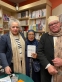 الأميرة ثويبة بنت سيد عمرالمسيلي كتابها (  الوضع الاسلاموية في قلب المحيط الهندي ) ضمن معروضات معهد العالم العربي بباريس
