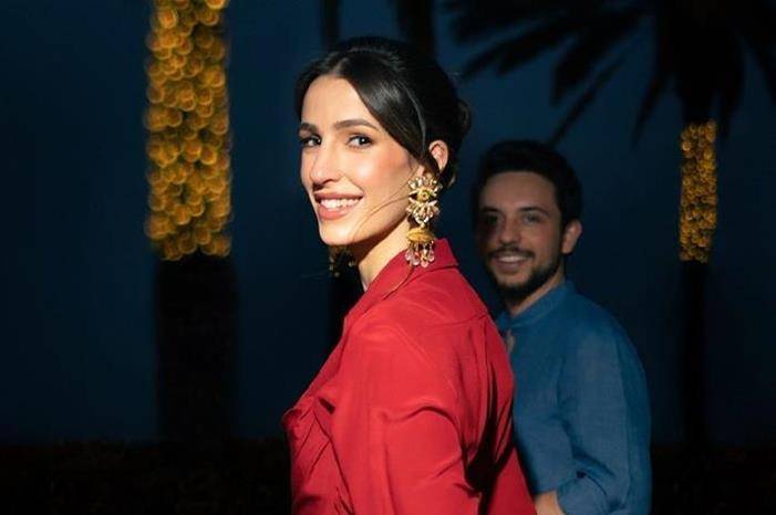 ولي العهد للأميرة رجوة: كل عام ورفيقة العمر بألف خير