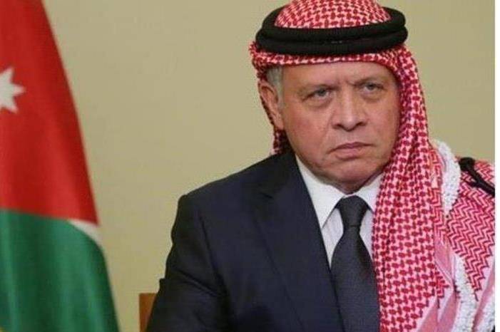 الملك يعزي قبيلة بني صخر الفايز