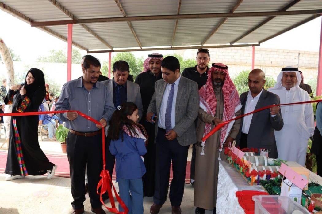 معرض لوسائل اللغه الانجليزيه في البادية الشمالية الغربية