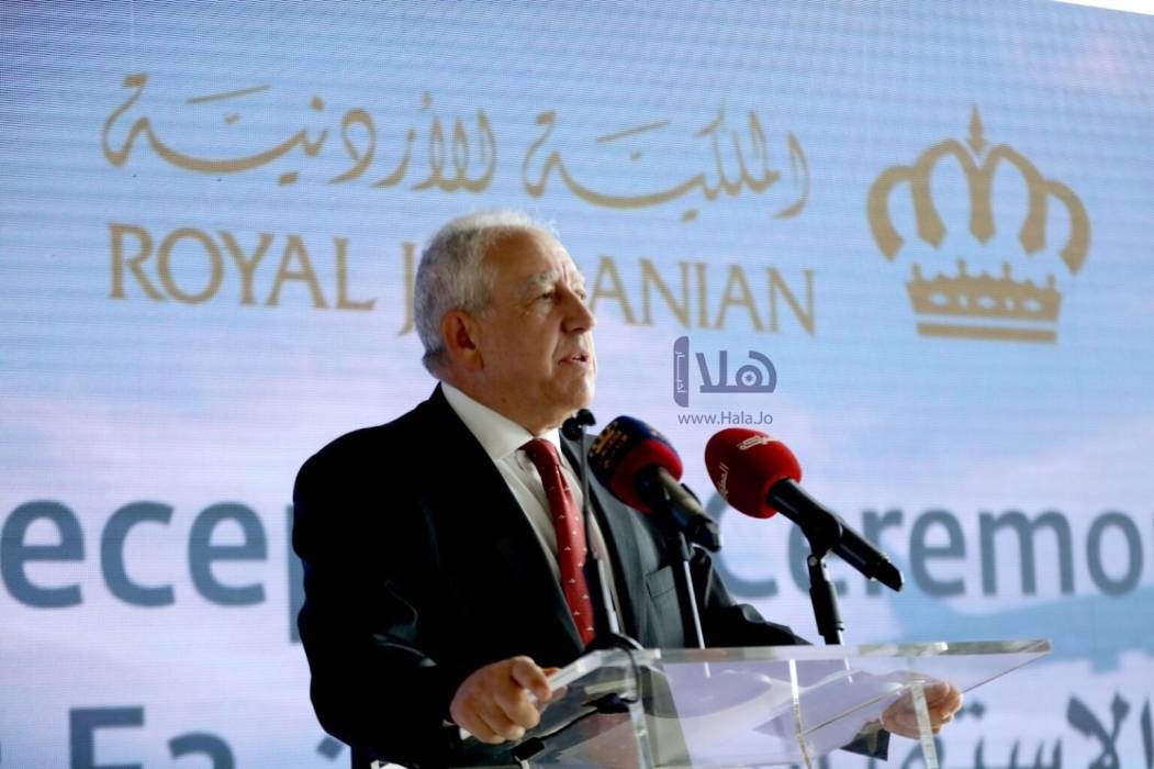 الملكية تنفي بيع رئيسها التنفيذي لأكثر من نصف أسهمه عام 2023