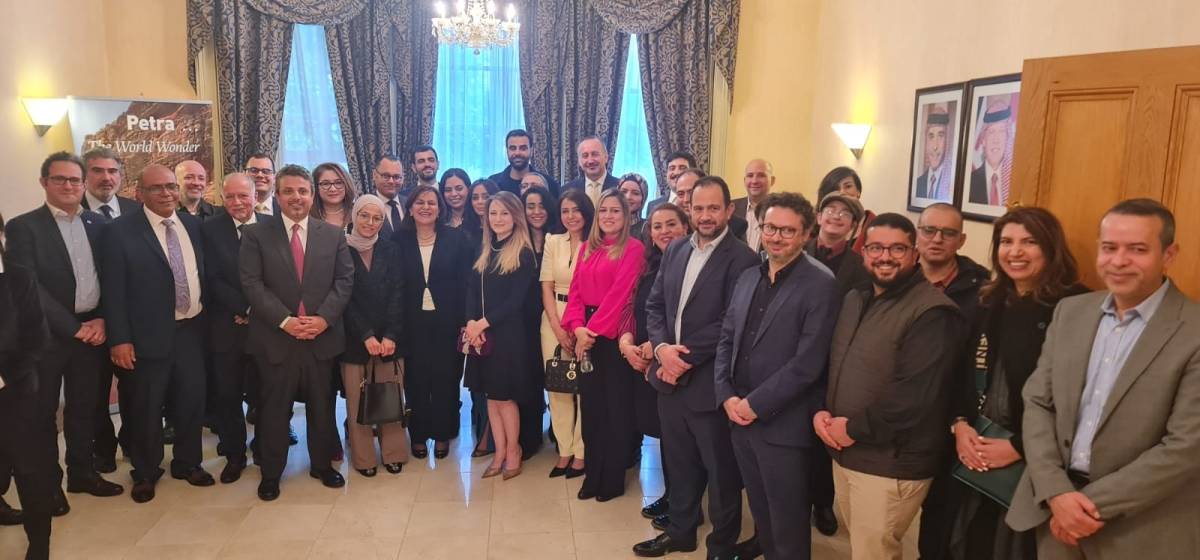 وزيرة الاستثمار تزور المملكة المتحدة لتعزيز العلاقات الاستثمارية بين البلدين ...صور