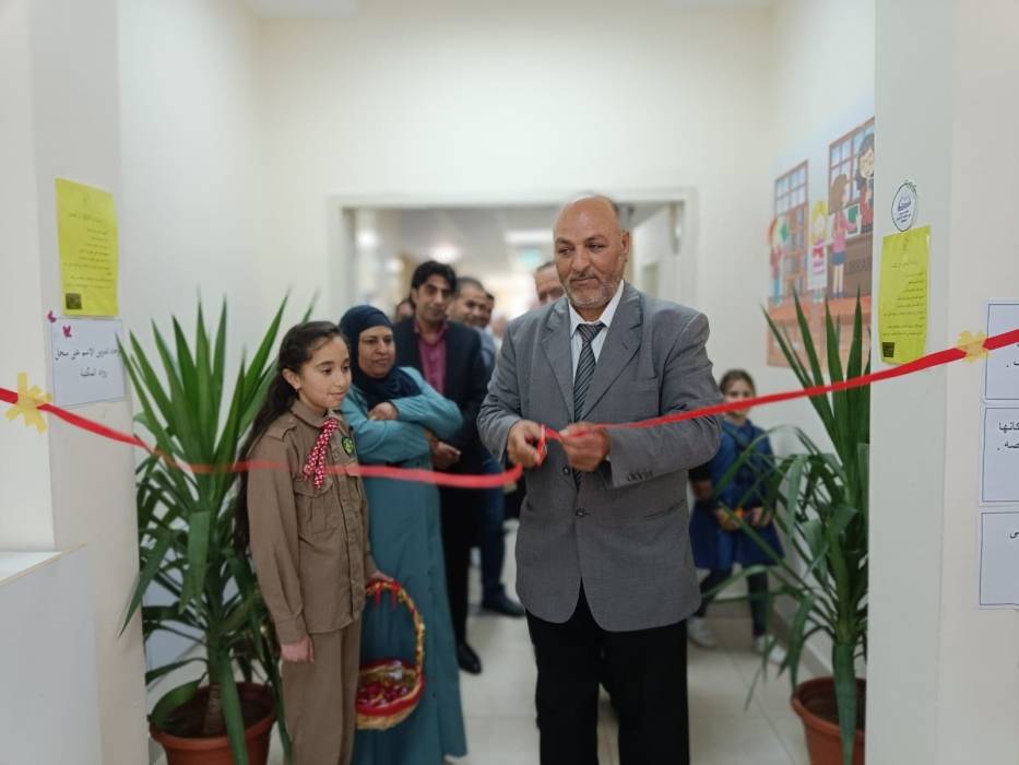 تحت رعاية  مدير تربية لواء بصيرا_  معرضًا للتربية المهنية في مدرسة عين جالوت الأساسية .