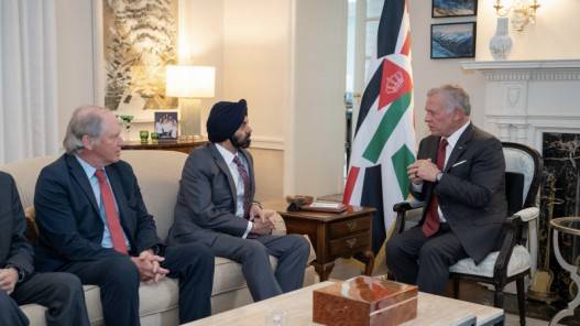 الملك يلتقي في واشنطن برئيس مجموعة البنك الدولي