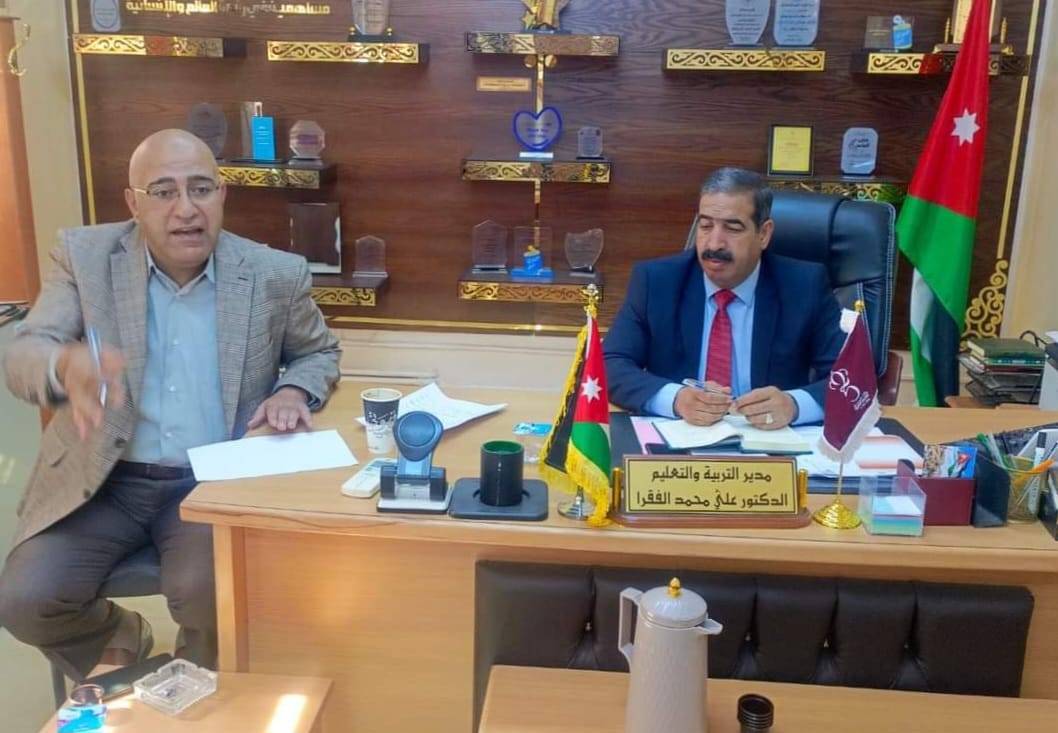 *الفقرا يجتمع بلجنة الامتحانات بتربية القصر*