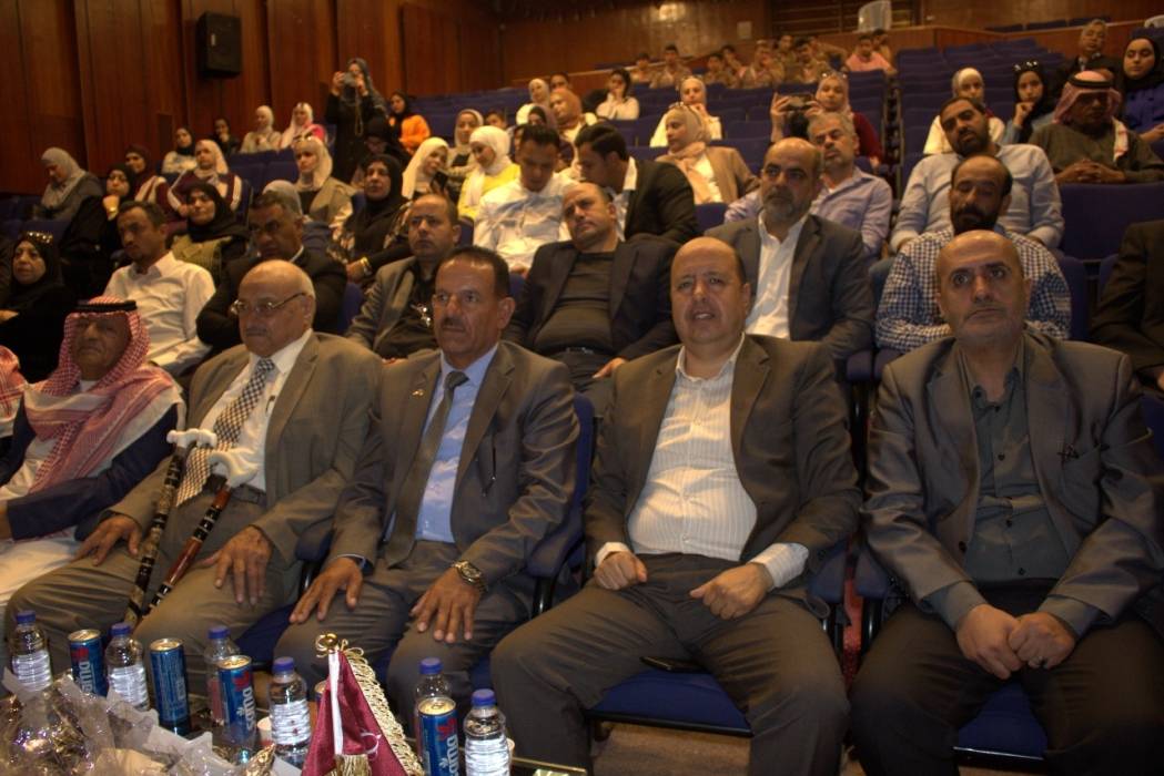 العبيدات يرعى حفل مدرستي سالم الثانوية والسوريين بالاستقلال واليوبيل الفضي.