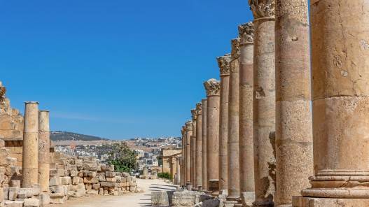 85 نسبة إنجاز عطاء تصميم السوق العتيق في جرش المتصل بالمدينة الأثرية