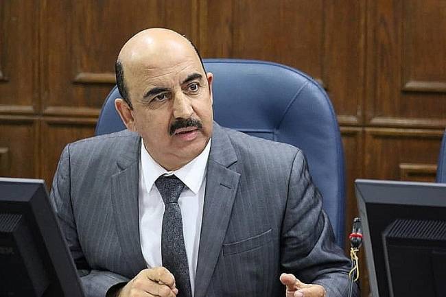 الصبيحي: على الحكومة الكف عن إحالة أي موظف عام على التقاعد المبكر