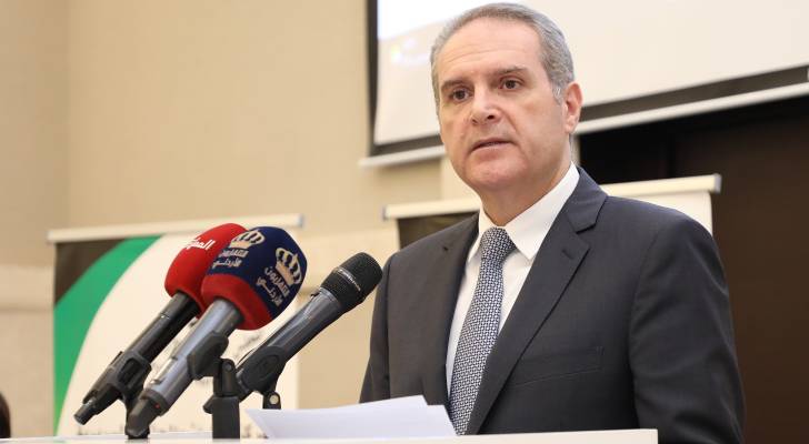 أطباء نثمن قرار الهواري و نطالب بالمزيد من رئيس الوزراء