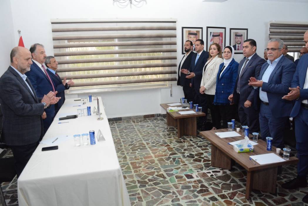 الميثاق يعقد ندوة تطوير القطاع التجاري في الأردن