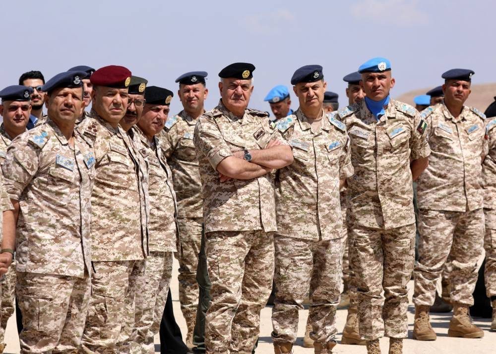 رئيس الأركان يودع وحدة الطائرات العامودية الأردنية الكونغو1