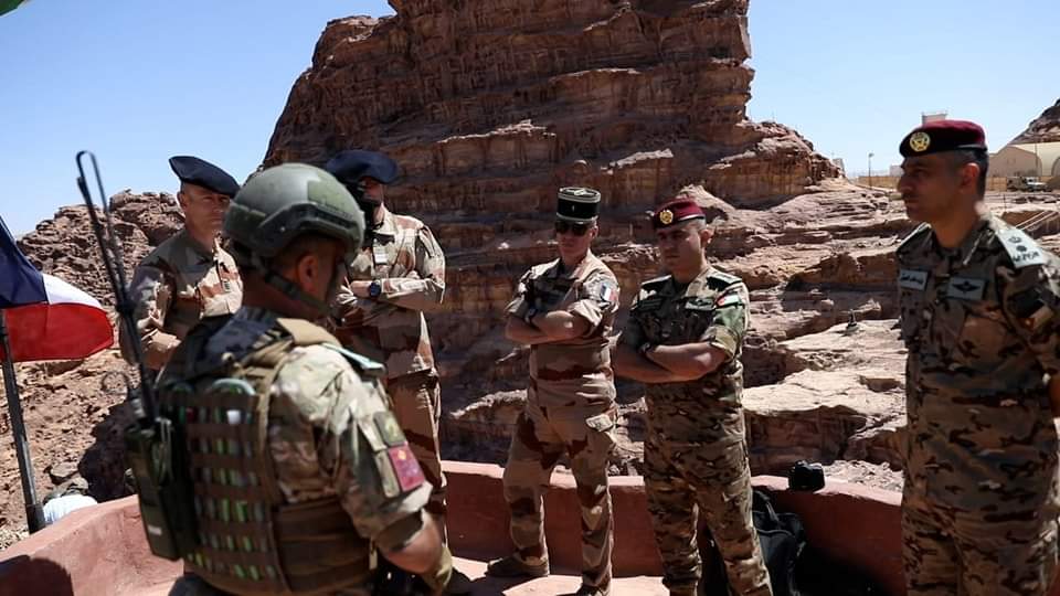 كتيبة التدخل السريع المغاوير 61 تنفذ تمرين جبل 5 مع الجانب الفرنسي الصديق...صور