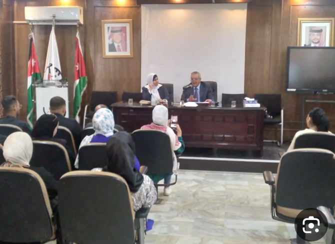 جلسة حوارية حول إنجازات الملك في قطاع الشباب والرياضة في ربع قرن