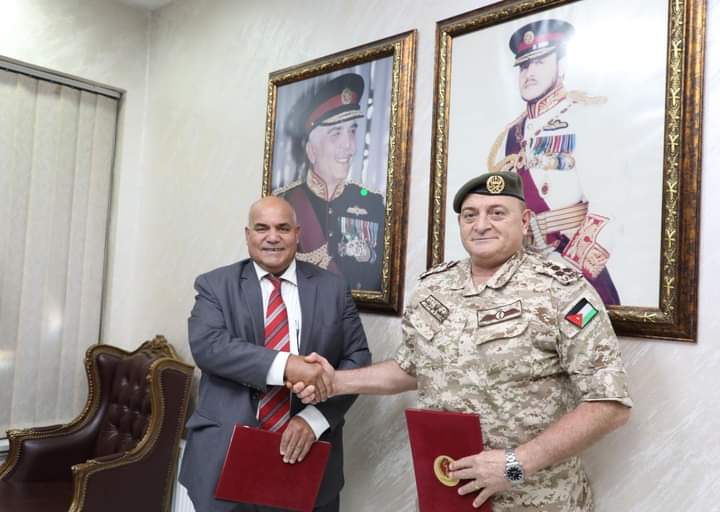 مذكرة تفاهم تدريبية بين الخدمات الطبية الملكية وشركة الصخرة للخدمات والاستشارات الأمنية...صور