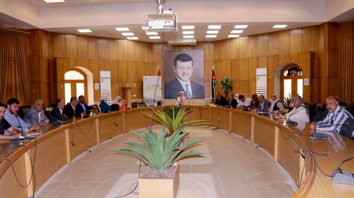 صندوق تشجيع الطاقة يستعد للمرحلة الثانية من مشروع تركيب الأنظمة الشمسية للبلديات