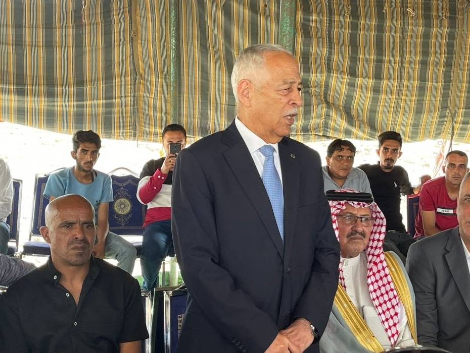 مندوبا عن الملك وولي العهد.. العيسوي يعزي عشيرة المرعيالعجارمة...صور