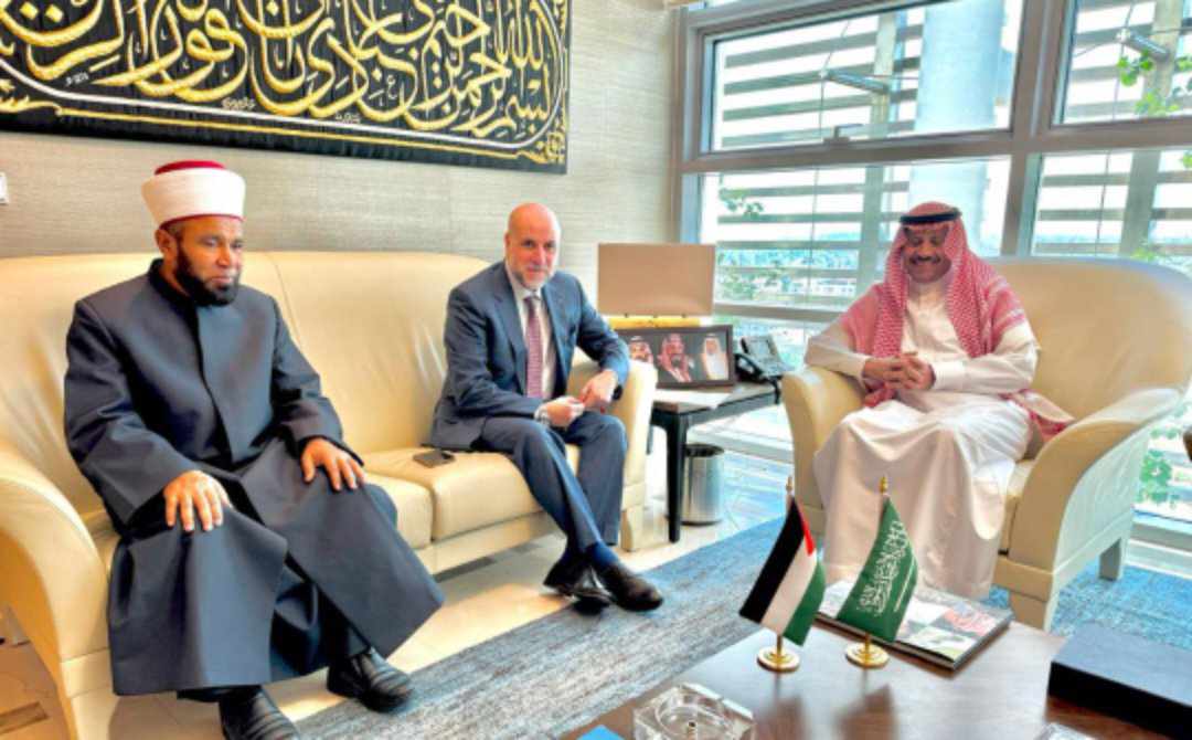 السديري يلتقي  مستشار رئيس دولة فلسطين