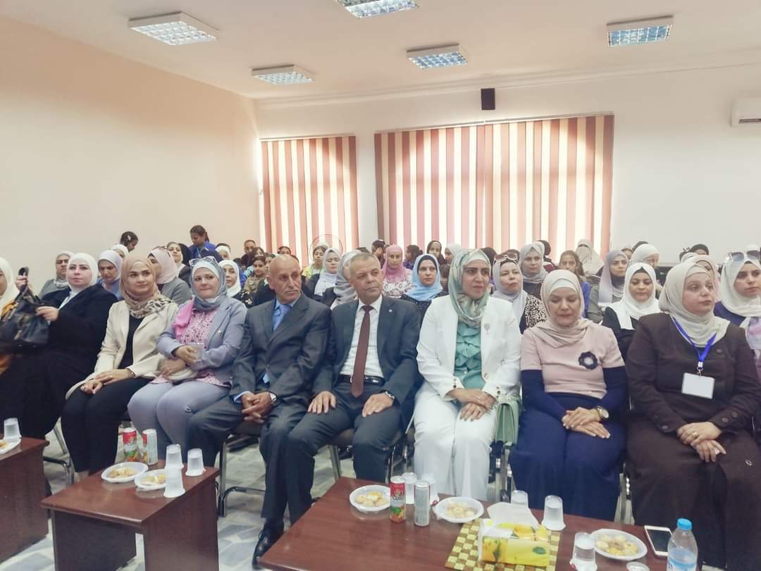 الزرقاء الأولى تكرم المشاركين في قصص نجاح التدخلات العلاجية  والفائزين في أولمبياد اللغة العربية...صور