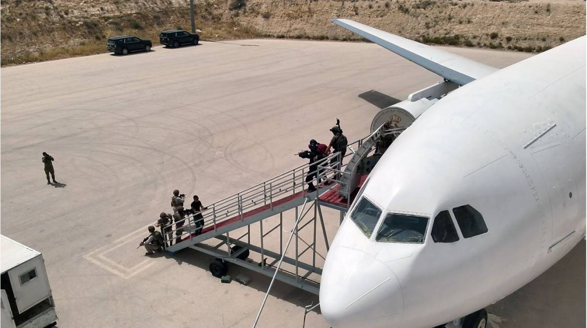 قيادتا القوات الخاصة ولواء الأميرة عالية تنفذان عدداً من التمارين المشتركة