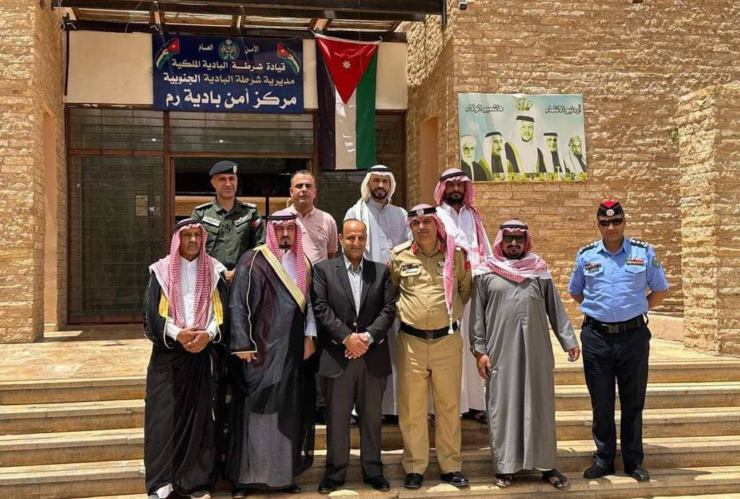 العقيـد العويـدات  يلتقي عـدداً مـن متقاعـدي الأمـن العـام