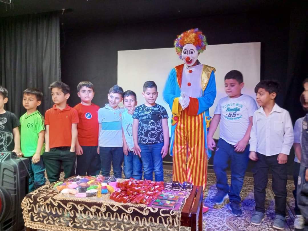 المكتبة الوطنية تقيم فعالية بعنوان جينا نفرحكم  في مدرسة الإسراء الأساسية المختلطة ...صور