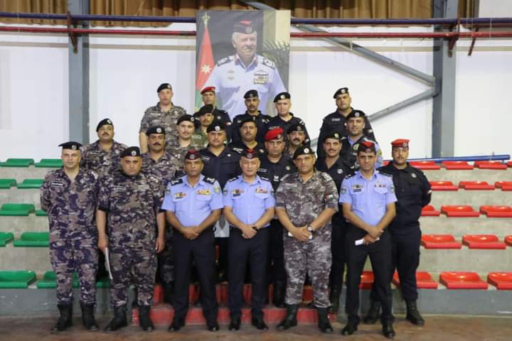 تخريج دورة (اللياقة البدنية) في الاتحاد الرياضي للشرطة _صور