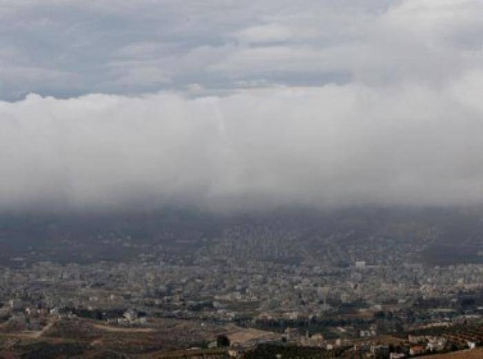 الأرصاد: احتمال ضعيف لهطول زخات خفيفة من المطر صباحاً