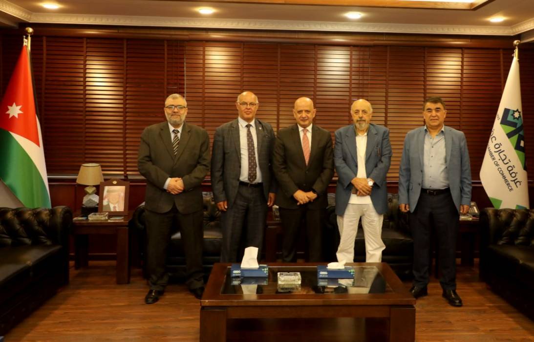 تجارة عمان تؤكد ضرورة دعم وتمكين قطاع الإسكان