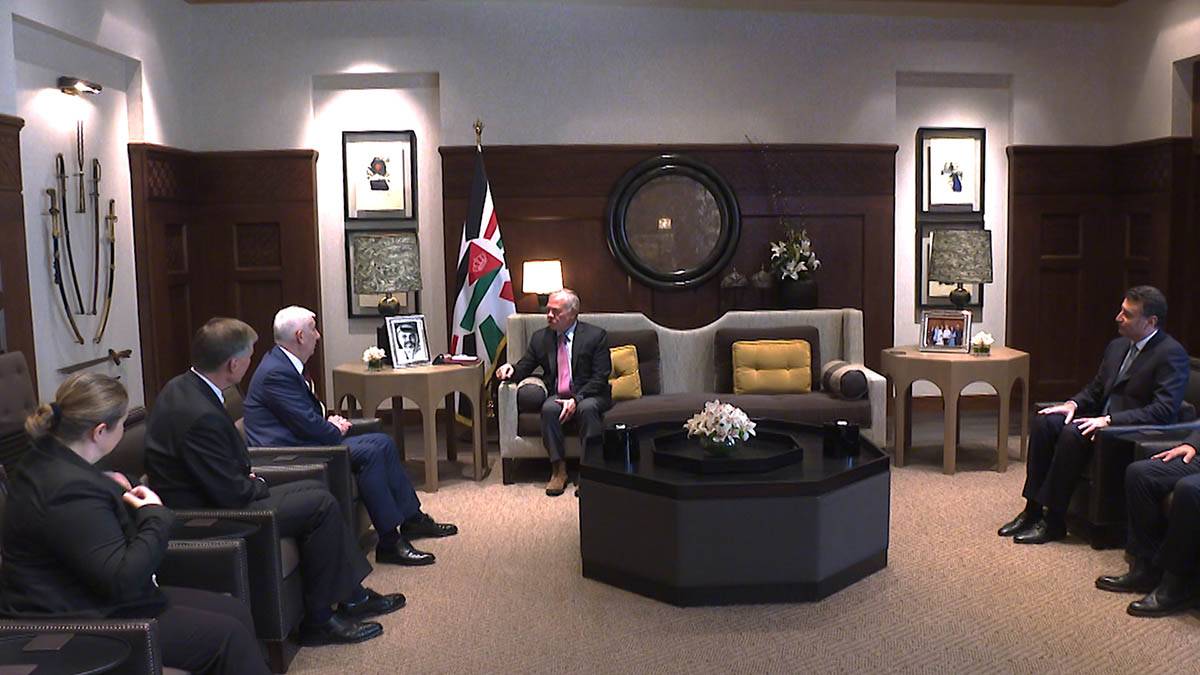 الملك يستقبل رئيس مجلس العموم في البرلمان البريطاني