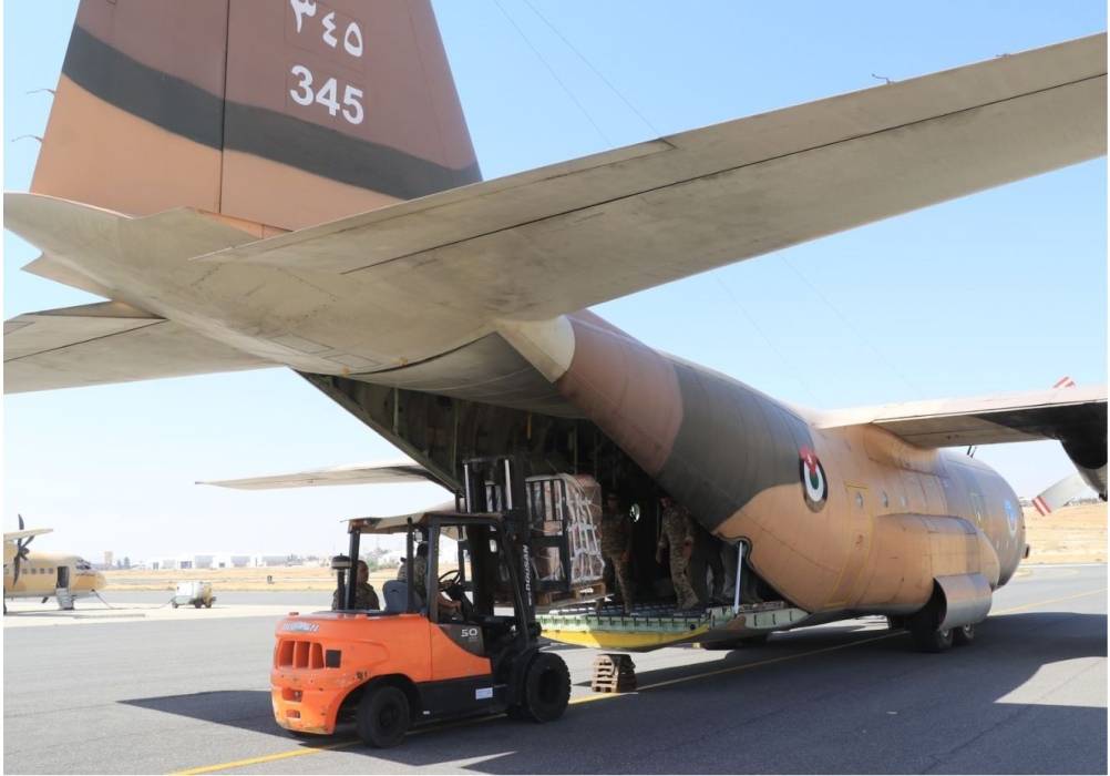 القوات المسلحة الأردنية تنفذ 3 إنزالات جوية لمساعدات على جنوب غزة بمشاركة دولية...صور