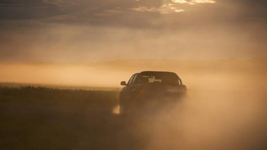 عاصفة غبارية تضرب البادية الشرقية ودعوة إلى أخذ الحيطة