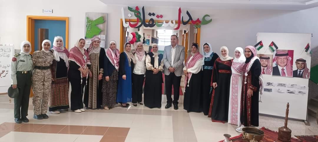 الشوابكة يرعى احتفال عيد الإستقلال في مدرسة الفاروق الثانوية للبنات