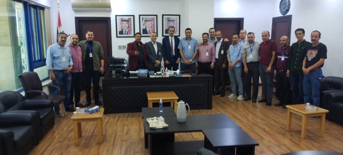 رئيس محكمة بداية عجلون يعرب عن شكره للموظفين