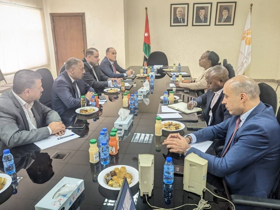 السفيرة الرواندية في المملكة تزور مدينة الموقر الصناعية