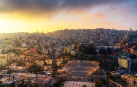 تعمق تأثير الكتلة الجافة والحارة الاثنين وتراجعها الأربعاء